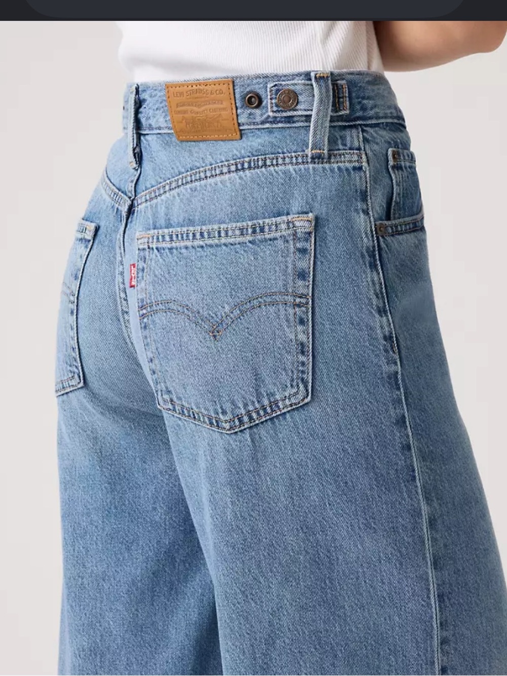 Levi’s Cinch Baggy Jeans Lose My Mind Medium Wash Size 24